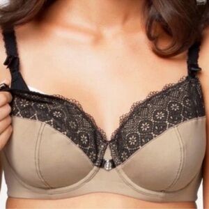 Cake Maternity Honeycomb Macaroon
Nursing Bra 34D Olive Lace Maternity NWT